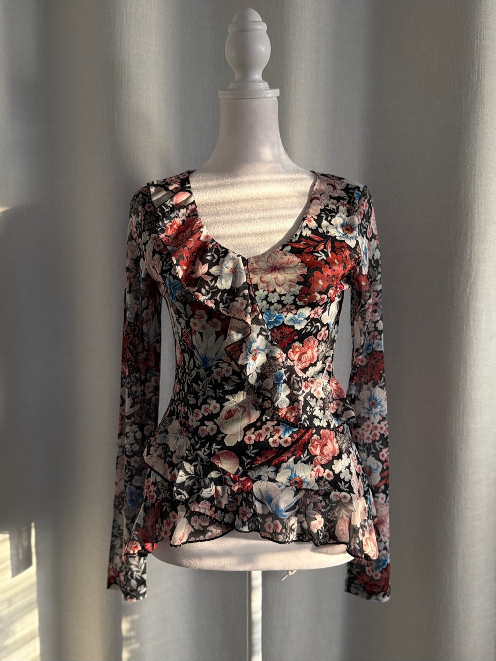 Floral Ruffle V-Neck Long Sleeve Top - Black Multi
